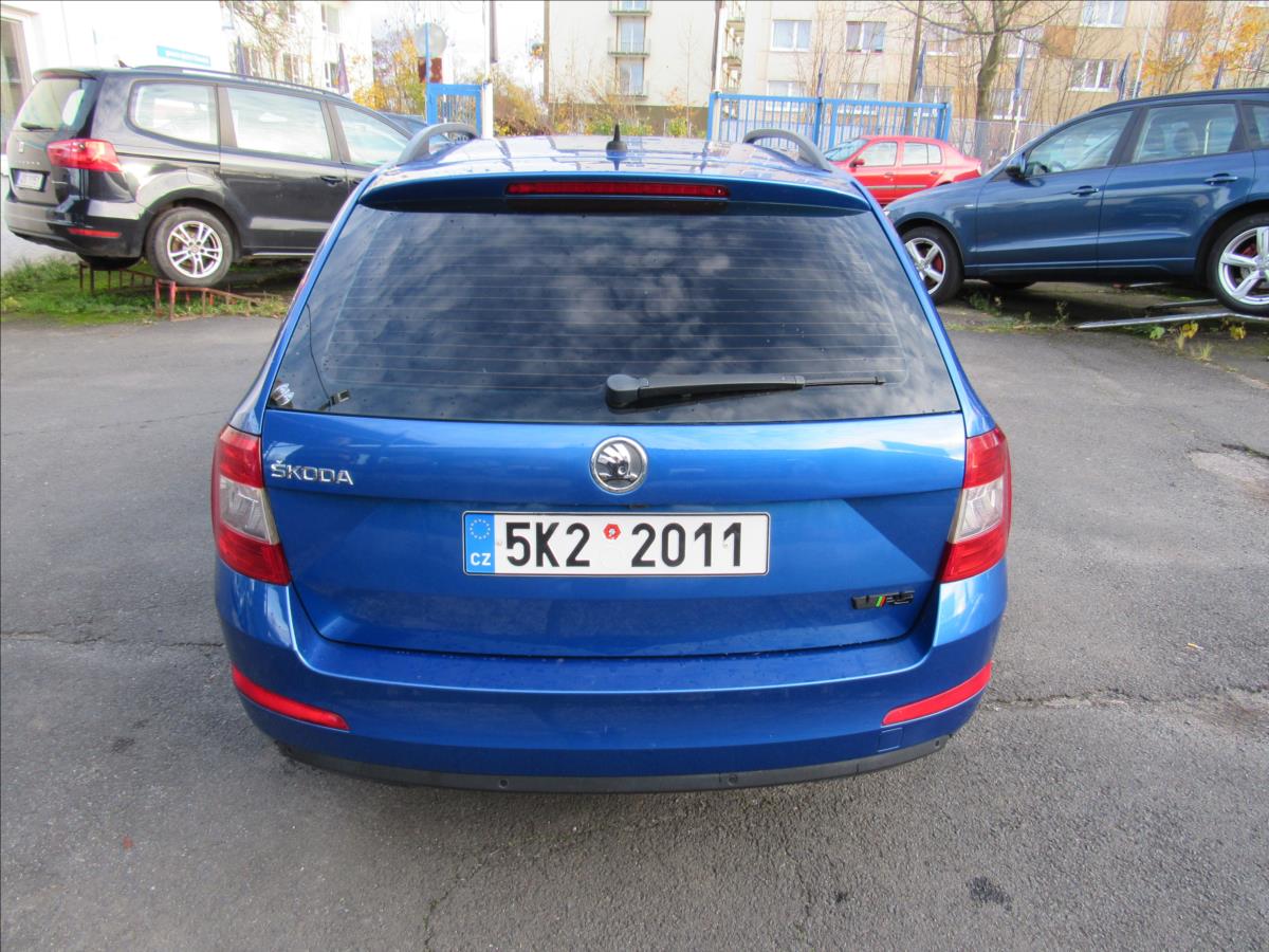 skoda-octavia-1-6-tdi-rs-style-77kw - 4