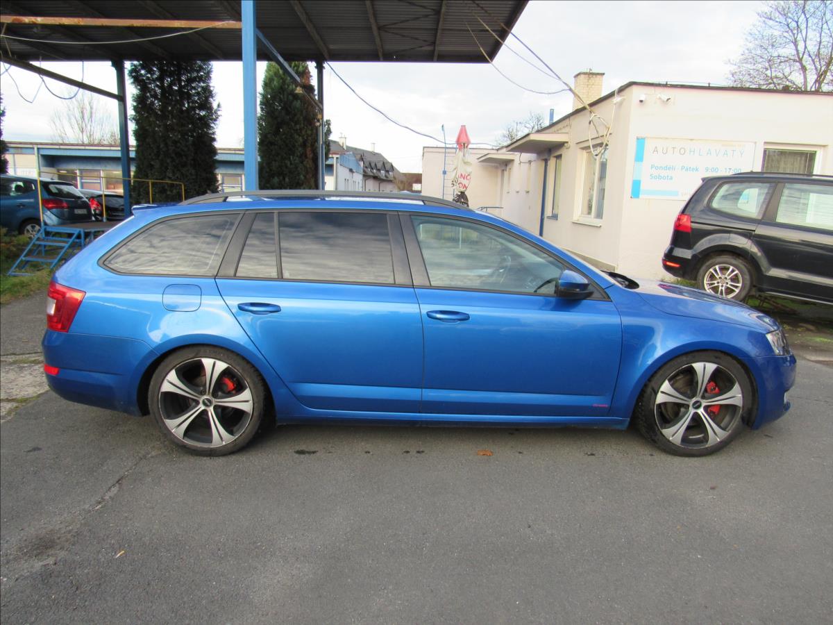 skoda-octavia-1-6-tdi-rs-style-77kw - 7
