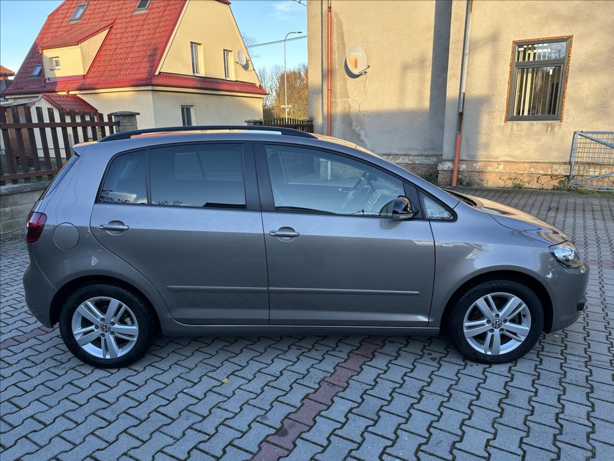 volkswagen-golf-plus-1-2-top-stav-1-majitel - 1