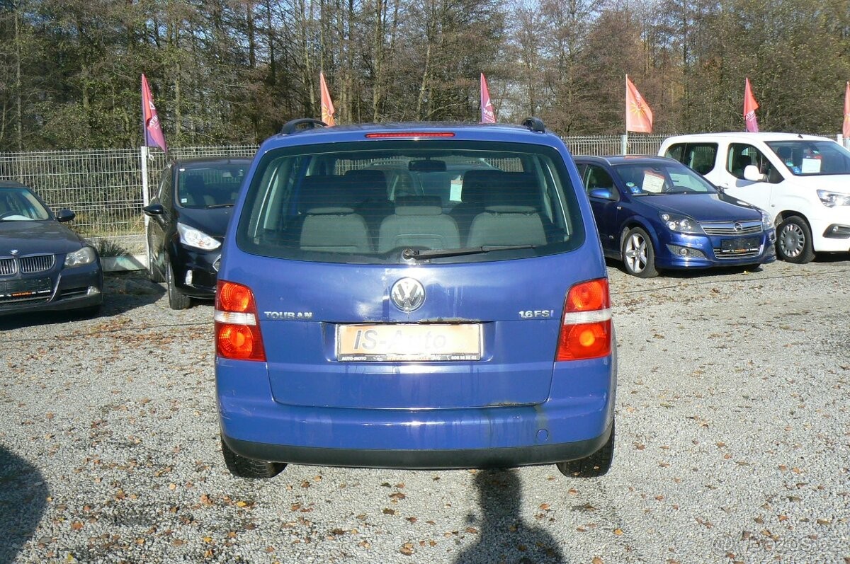 volkswagen-touran-1-6-fsi - 5