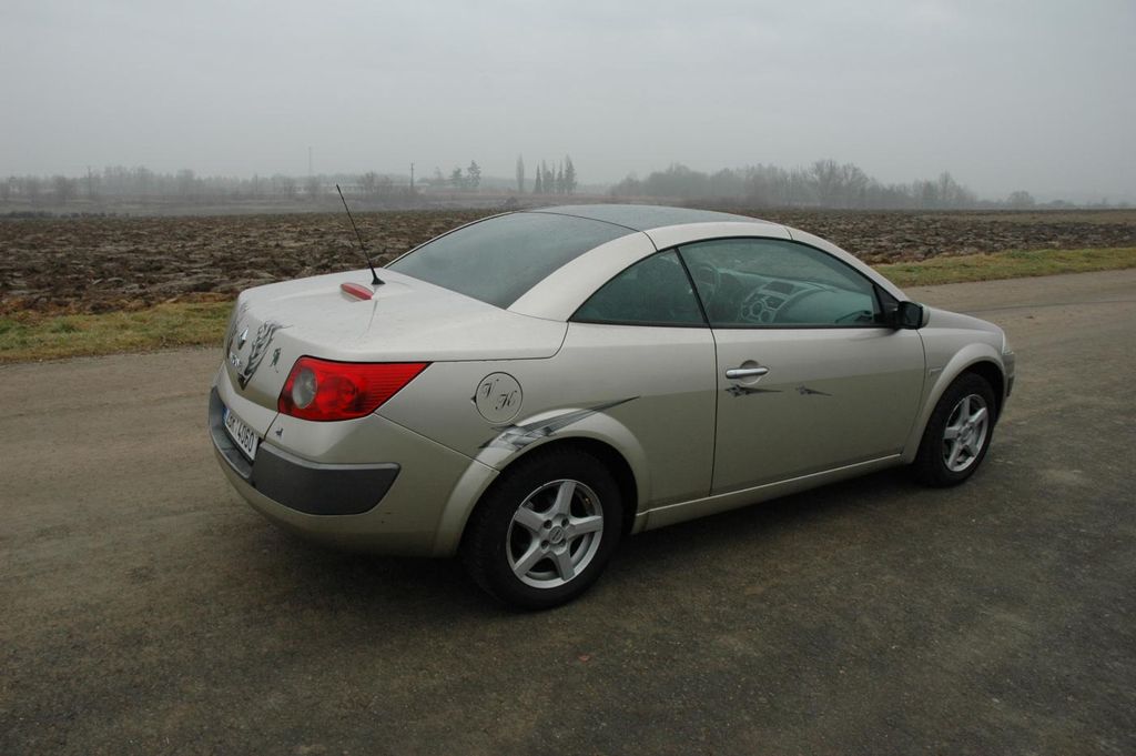 renault-megane-1-9-dci-kabriolet - 3