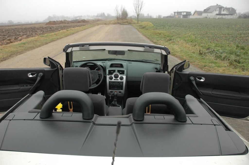 renault-megane-1-9-dci-kabriolet - 7