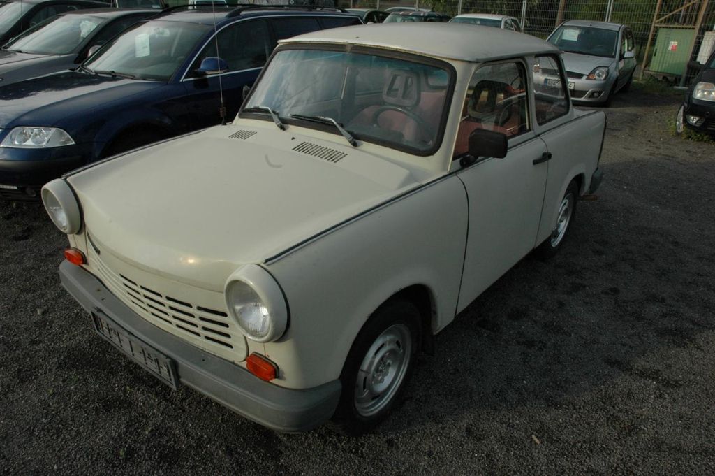 Trabant Kombi 1,1 řazení na podlaze veteran