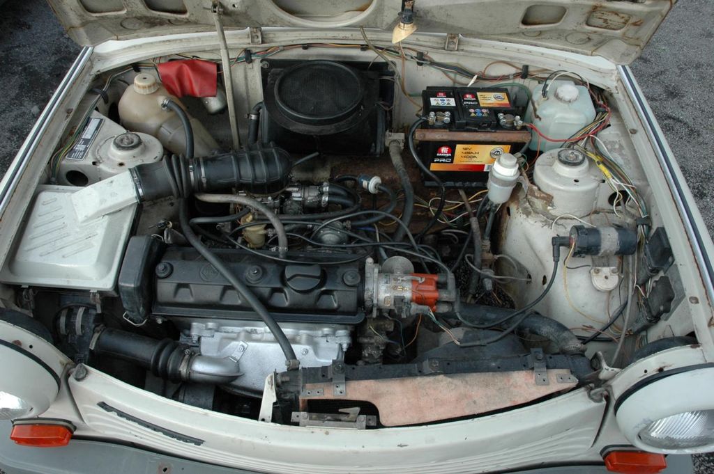 trabant-kombi-1-1-razeni-na-podlaze-veteran - 8