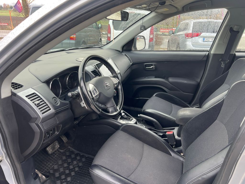 citroen-c-crosser-2-2-hdi - 3