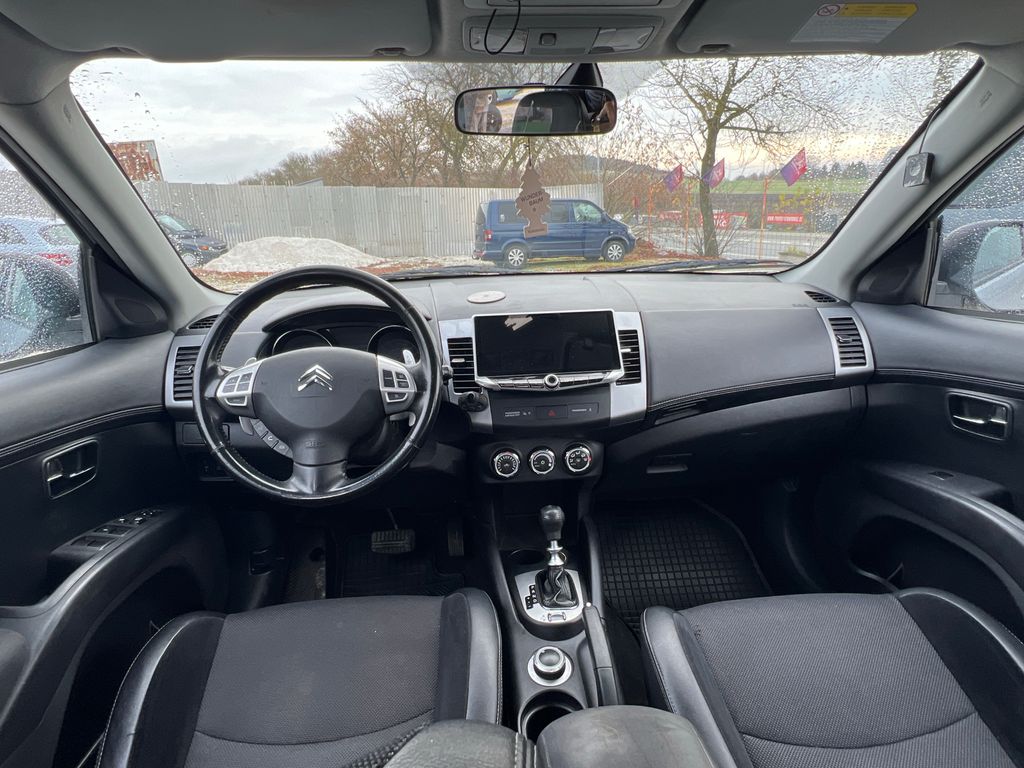 citroen-c-crosser-2-2-hdi - 6