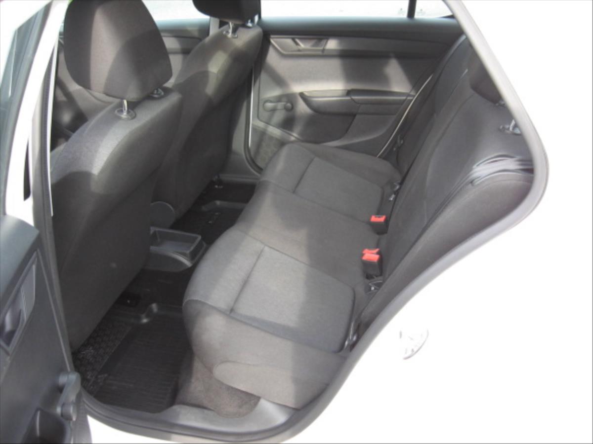 skoda-fabia-1-0-mpi-44kw-active - 9