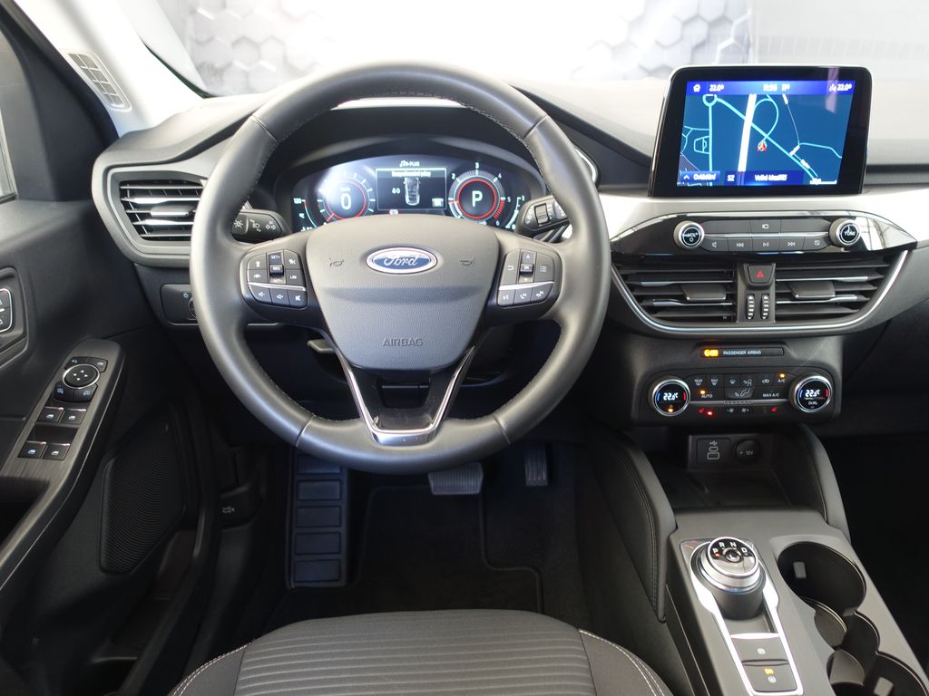 ford-kuga-140-kw-titanium-awd - 8