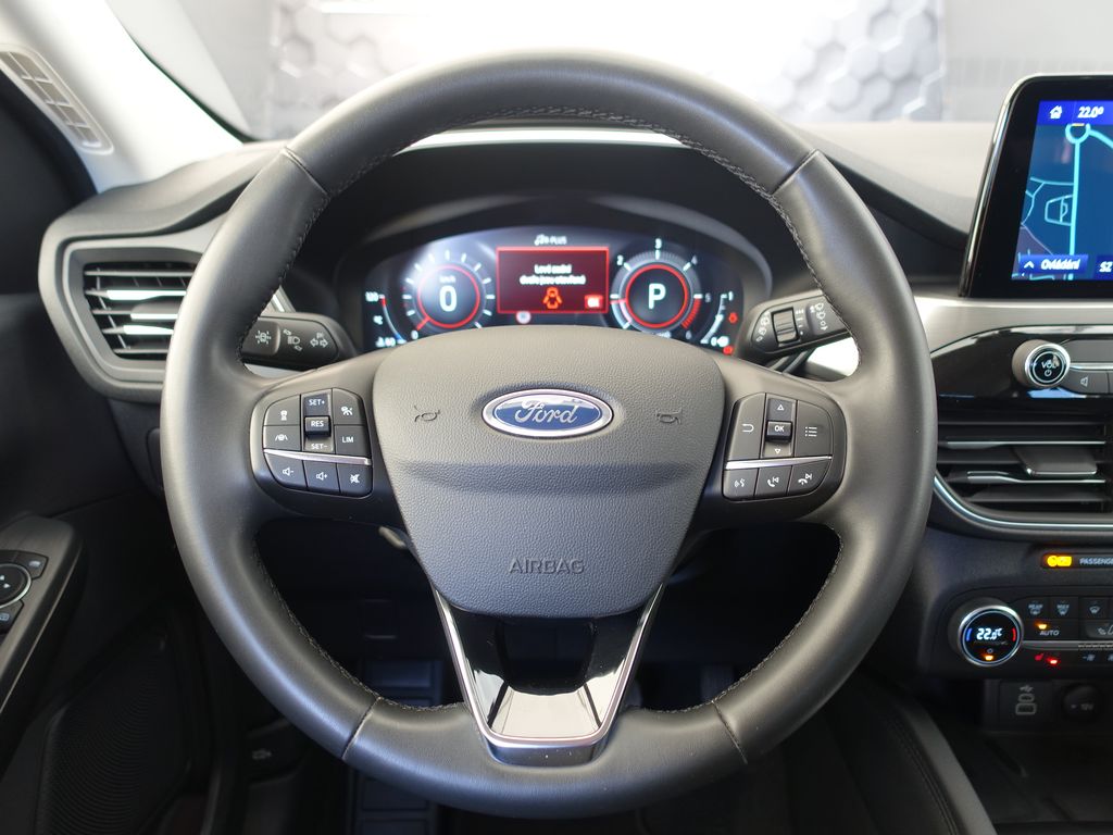 ford-kuga-140-kw-titanium-awd - 9