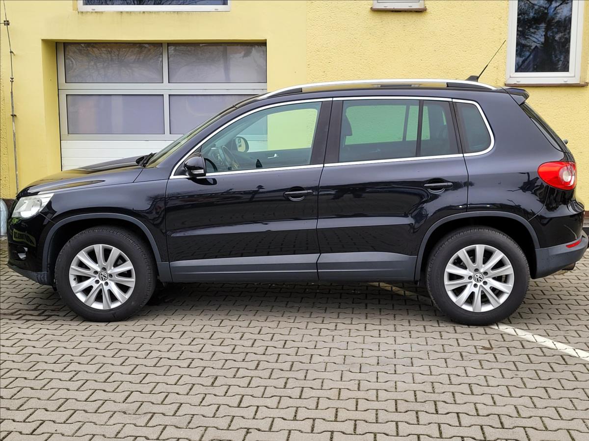 volkswagen-tiguan-1-4-tsi-4mot-sport-serv-kn - 9