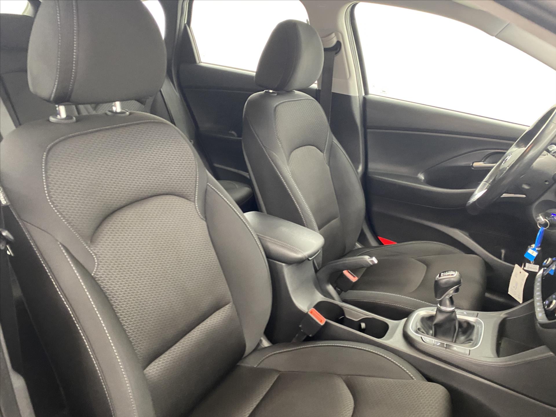 hyundai-i30-1-6-crdi-81kw-style - 7