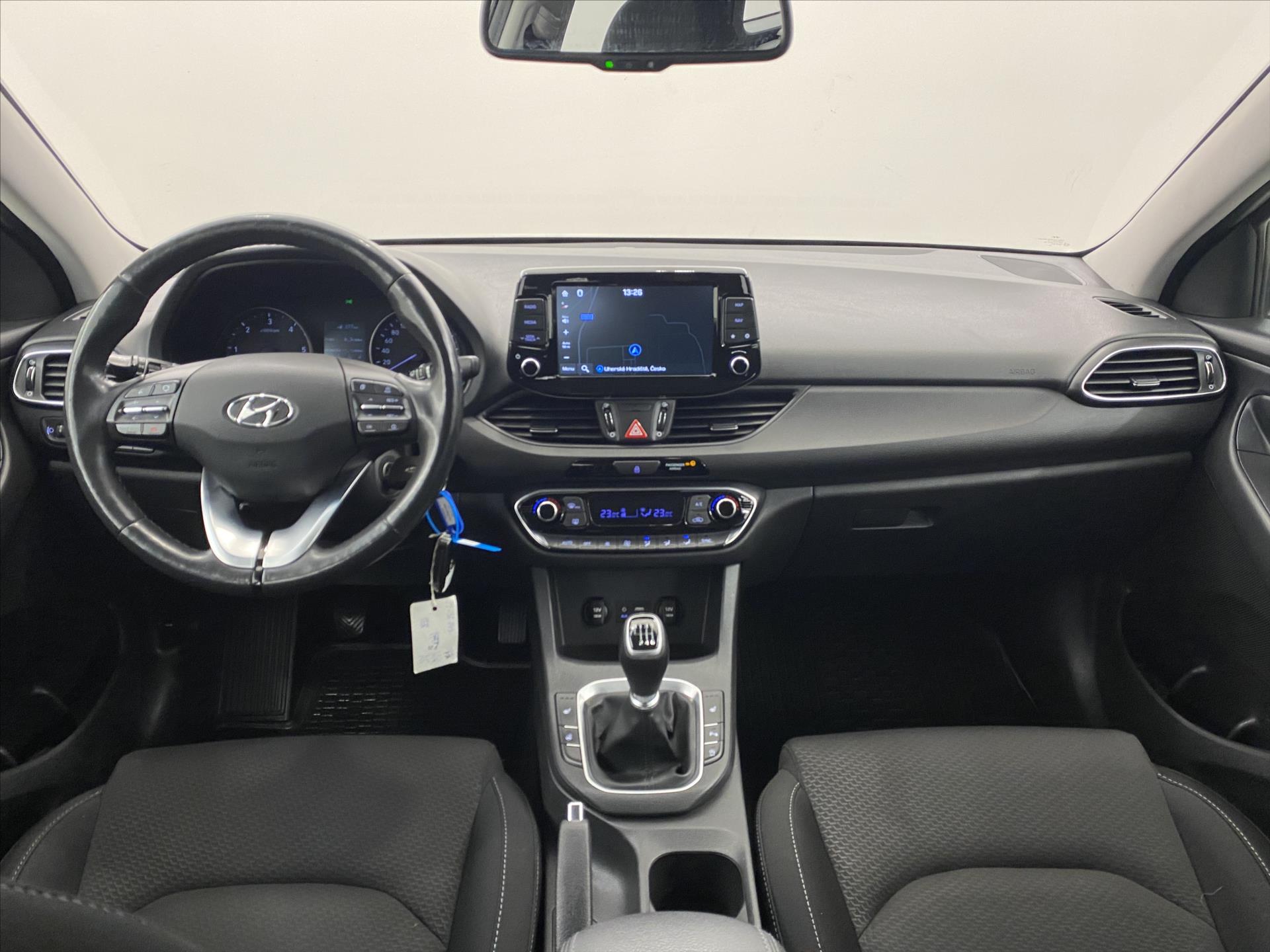 hyundai-i30-1-6-crdi-81kw-style - 8