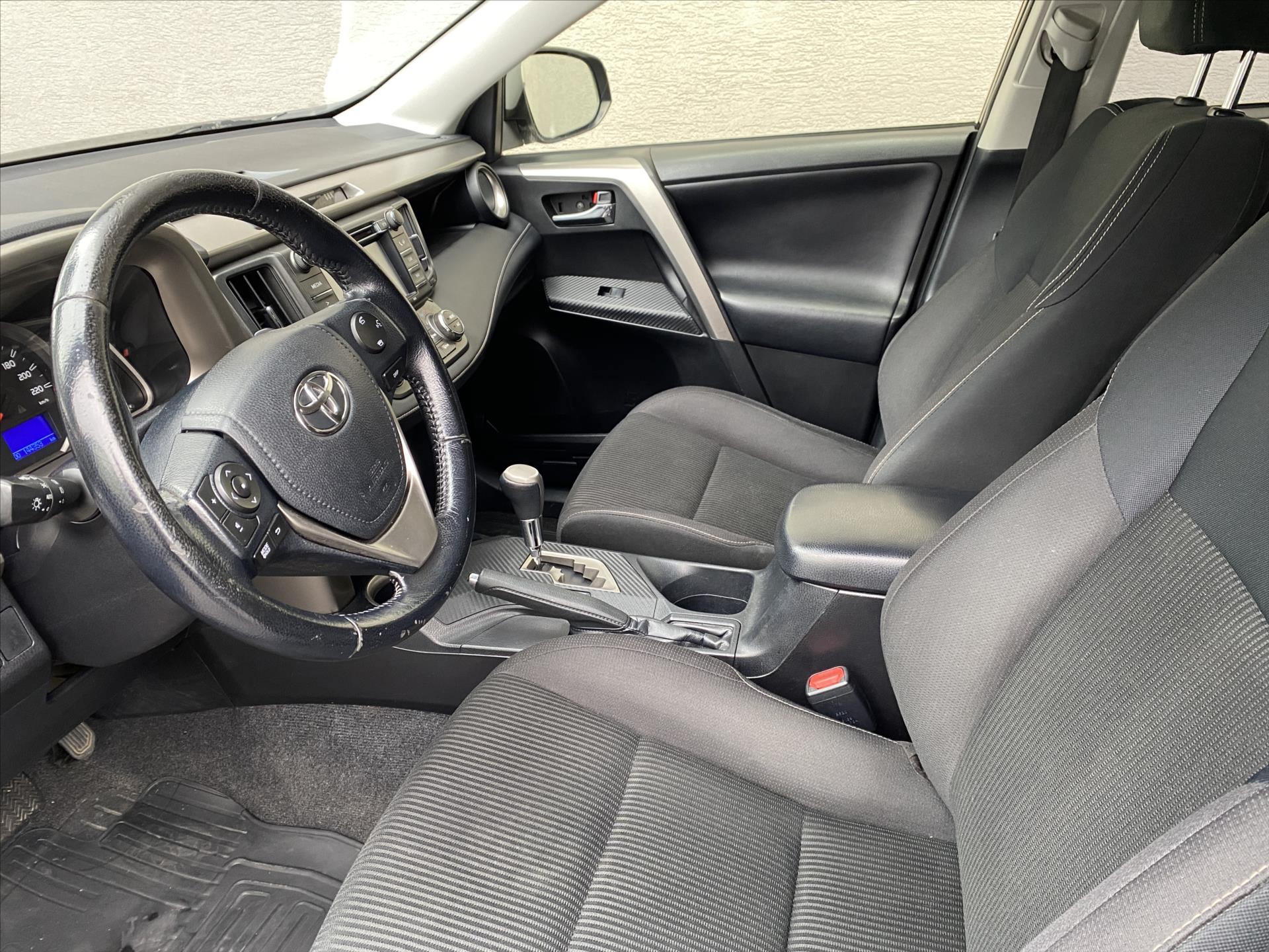 toyota-rav4-2-0-vvt-i-4x4 - 4