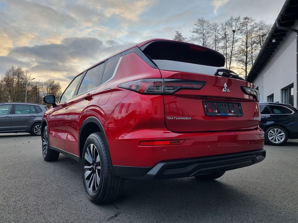 mitsubishi-outlander-2-4-phev-4x4-odpocet-dph - 2