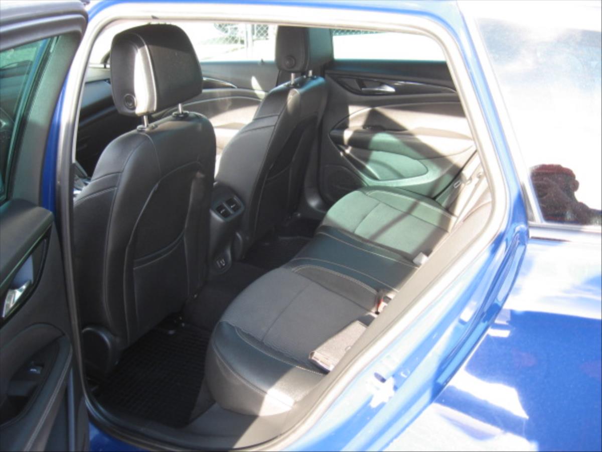opel-insignia-2-0-automat - 6