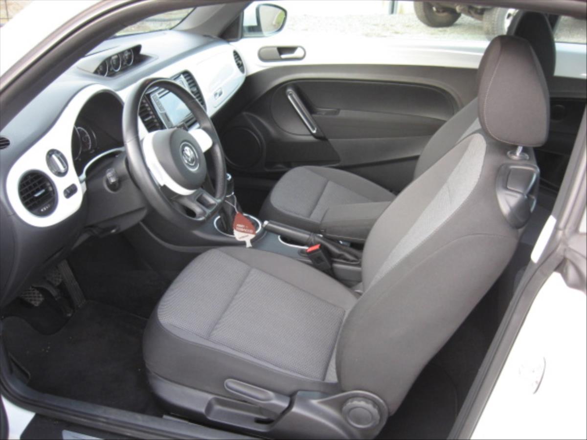 volkswagen-beetle-1-2 - 6