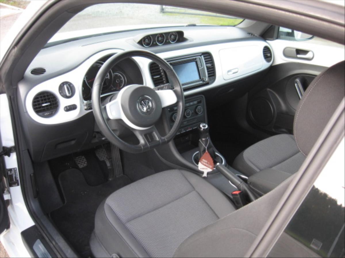 volkswagen-beetle-1-2 - 7