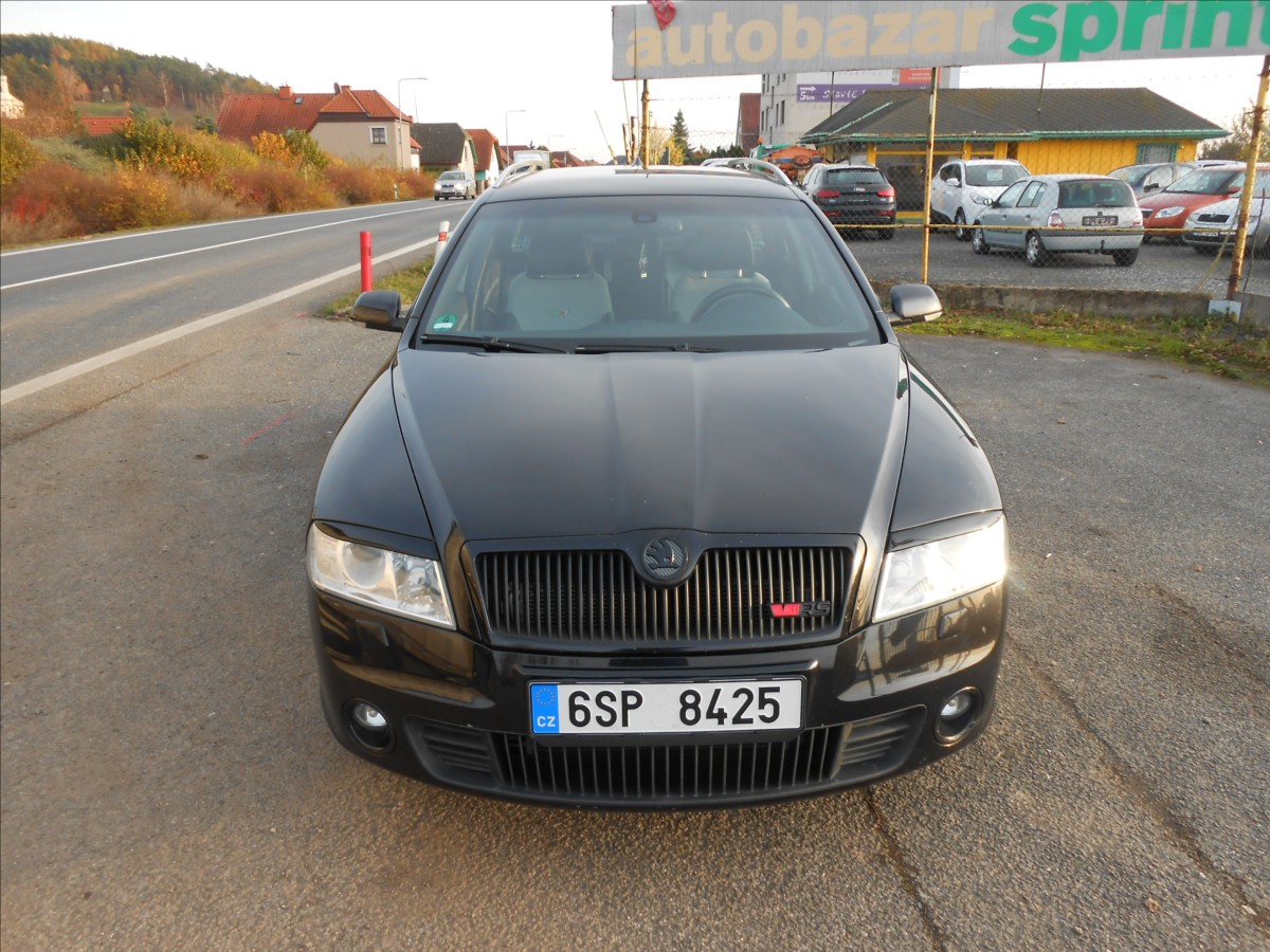 skoda-octavia-2-0-rs-147-kw-serviska - 2