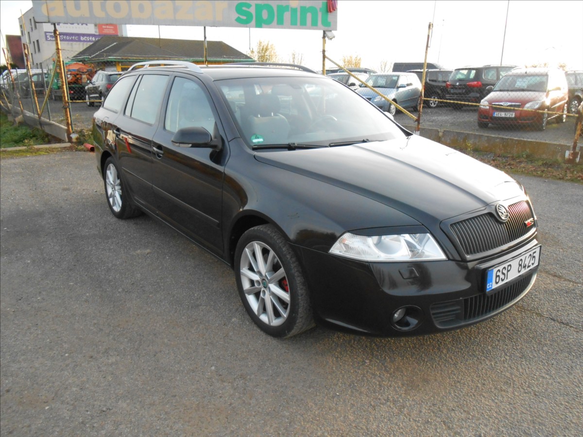 skoda-octavia-2-0-rs-147-kw-serviska - 3