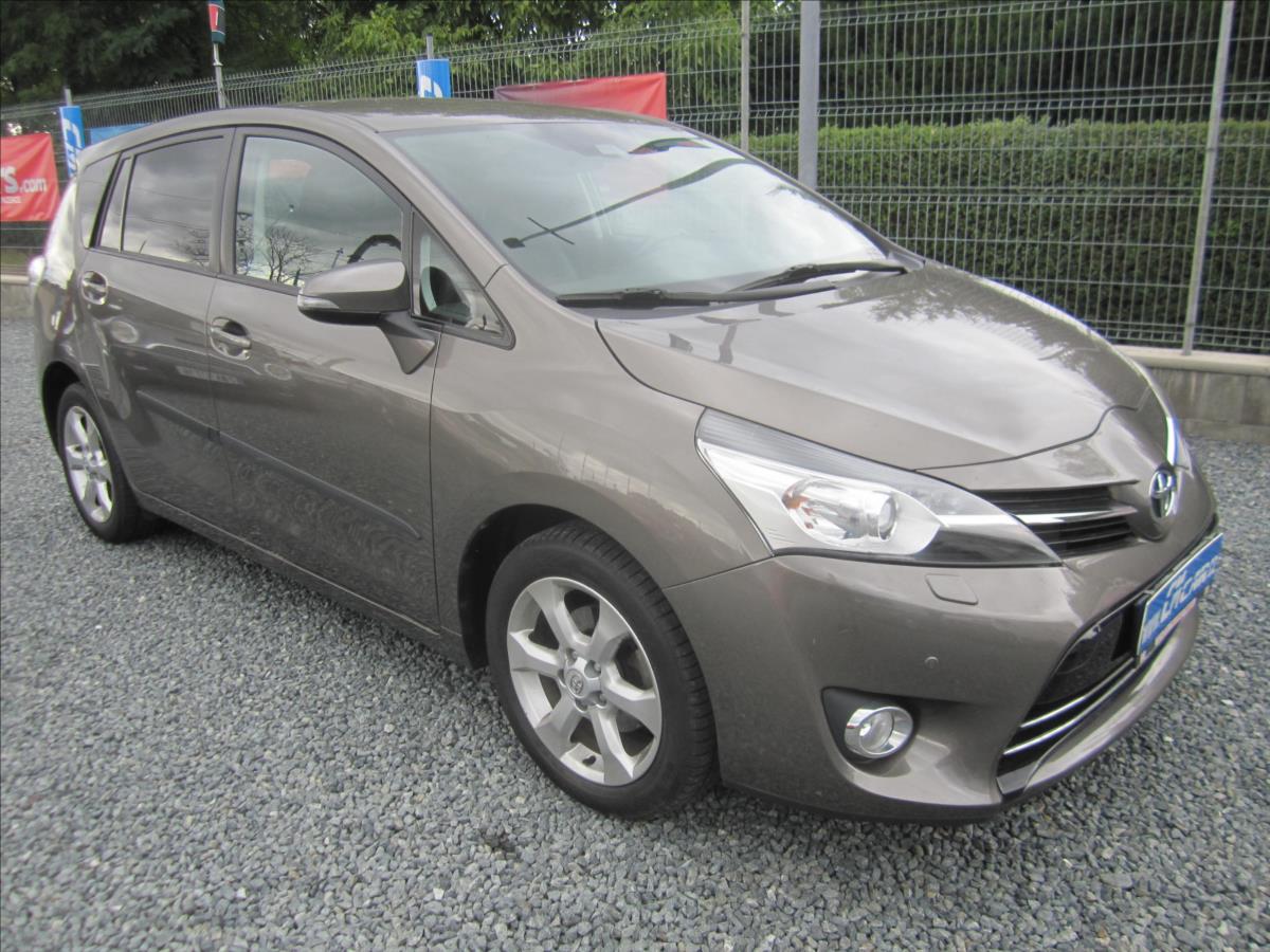 toyota-verso-1-8-valvematic-bi-xenony - 2