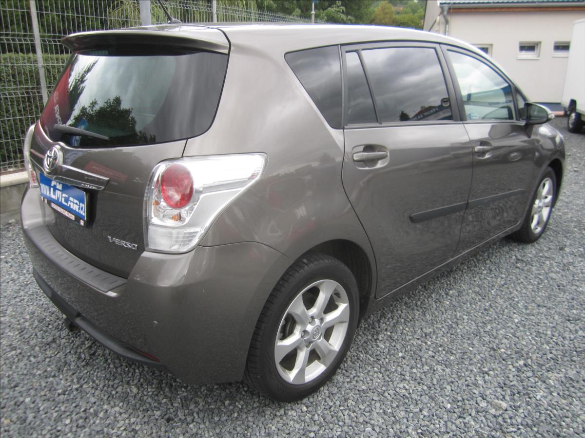 toyota-verso-1-8-valvematic-bi-xenony - 3