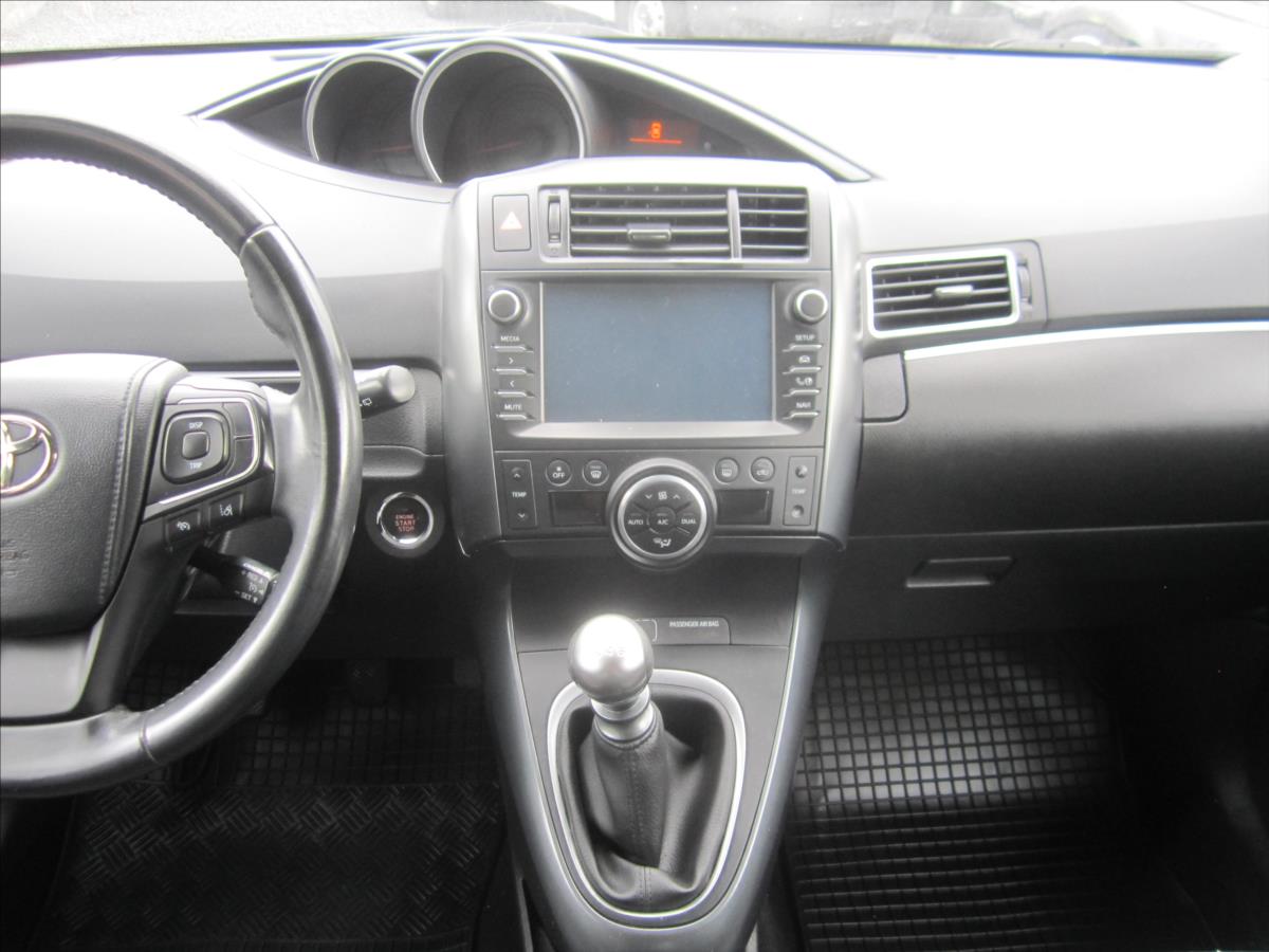 toyota-verso-1-8-valvematic-bi-xenony - 8