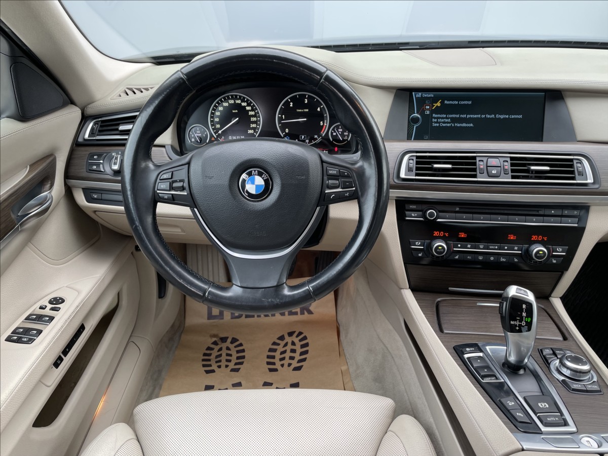 bmw-rada-7-740d-xdrive-cr - 9