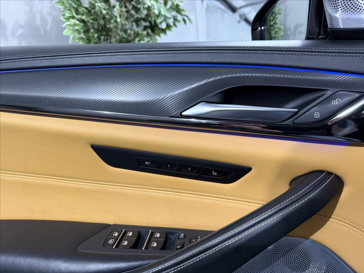 bmw-m5-4-4-competition-ceramic-top - 7