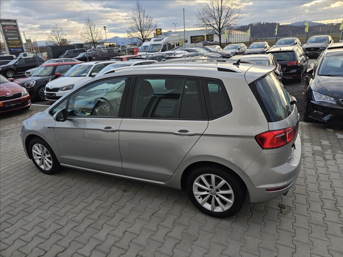 volkswagen-golf-sportsvan-1-4tsi-dsg-lounge-navi-stk - 8