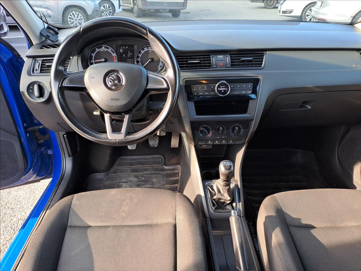 skoda-rapid-1-0-tsi-1-majitel-koupeno-cz - 7