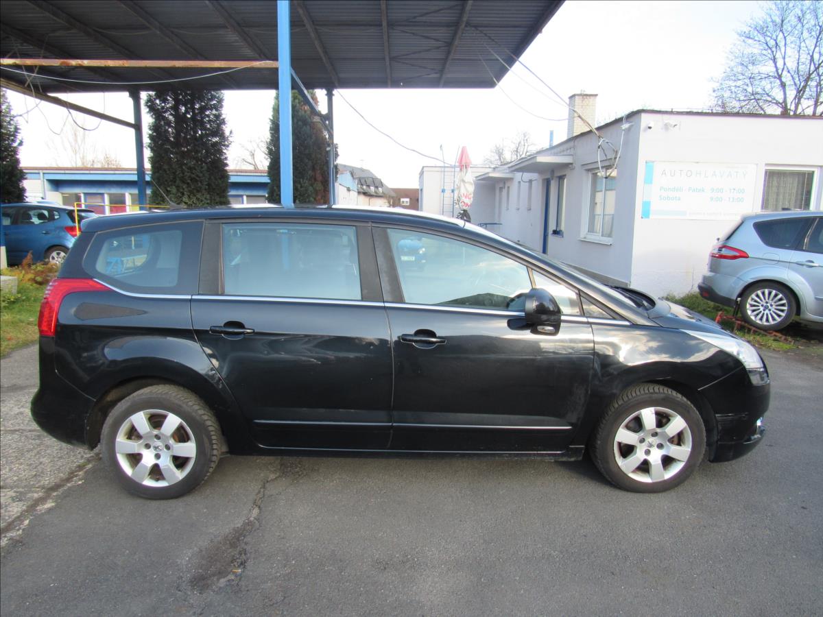 peugeot-5008-2-0-hdi-110kw - 7