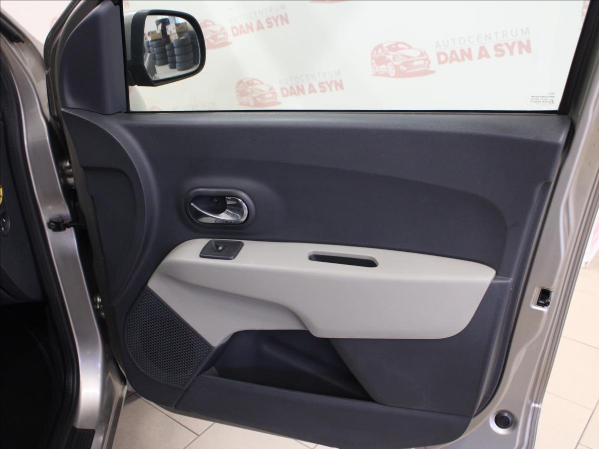 dacia-lodgy-1-5-dci-laureate-1-majitel - 9
