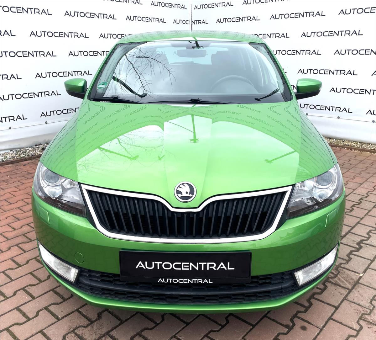 skoda-rapid-1-6-tdi-joy-85kw-led-xenon-tz - 1