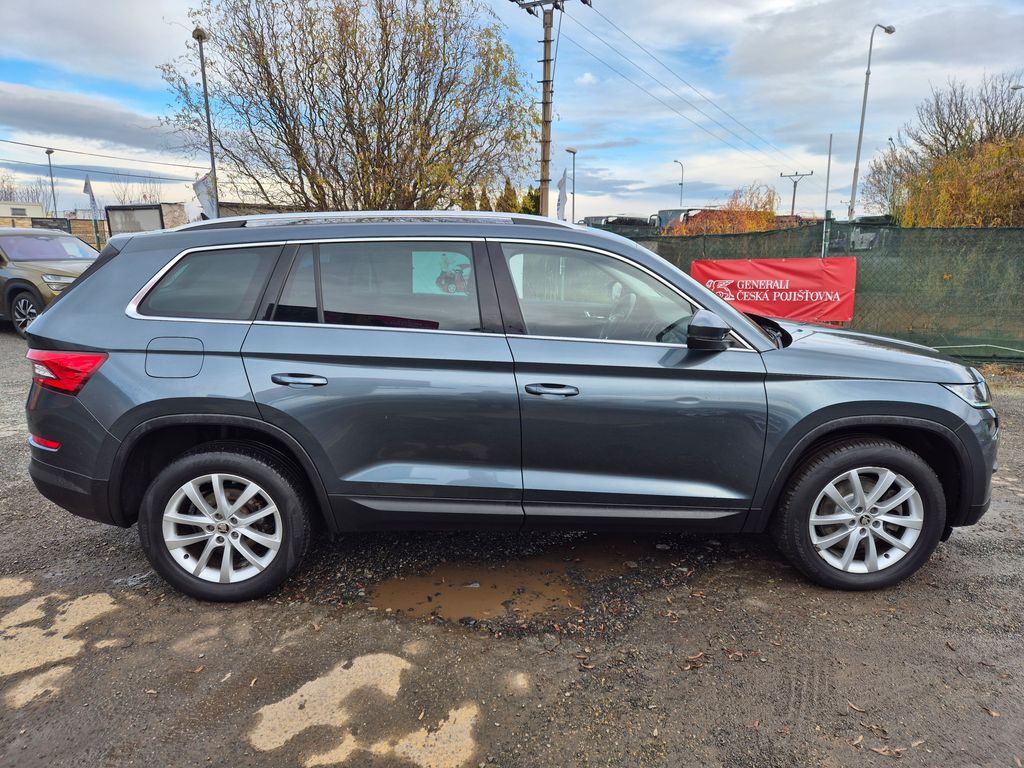 skoda-kodiaq-2-0-tdi-dsg-4x4-140kw-style - 3