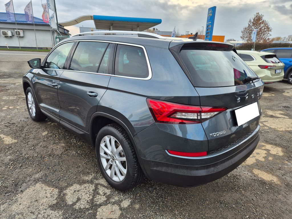 skoda-kodiaq-2-0-tdi-dsg-4x4-140kw-style - 6
