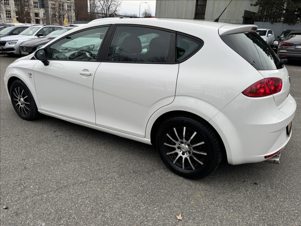 seat-leon-1-4-facelift-sport-92kw - 4
