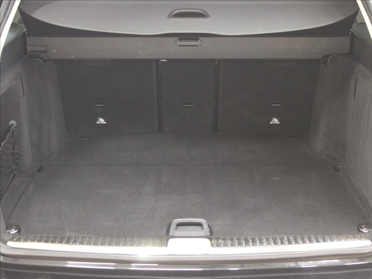 mercedes-benz-tridy-c-2-0-200-t-exlusive-top - 7