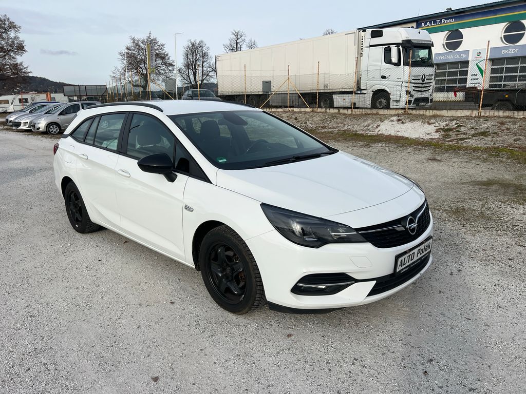 opel-astra-sports-tourer-1-5 - 2