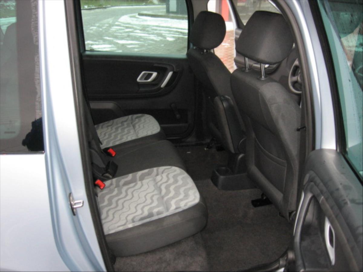 skoda-roomster-1-4-16-v - 9