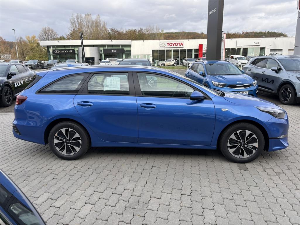 kia-ceed-1-5-t-gdi-gpf-7dct-sw-spin - 7