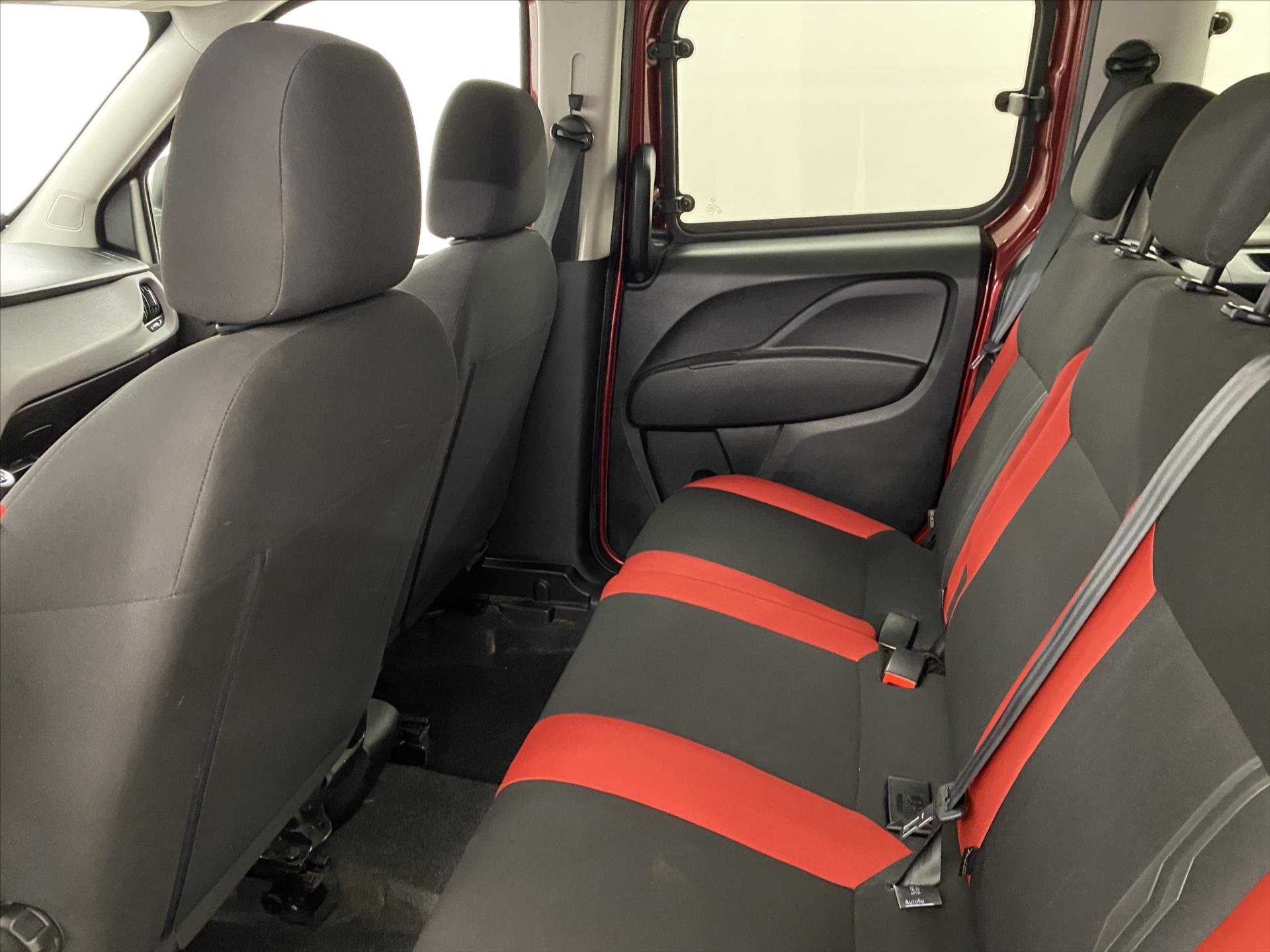 fiat-doblo-1-4-t-jet-lpg-88kw-7-mist - 5