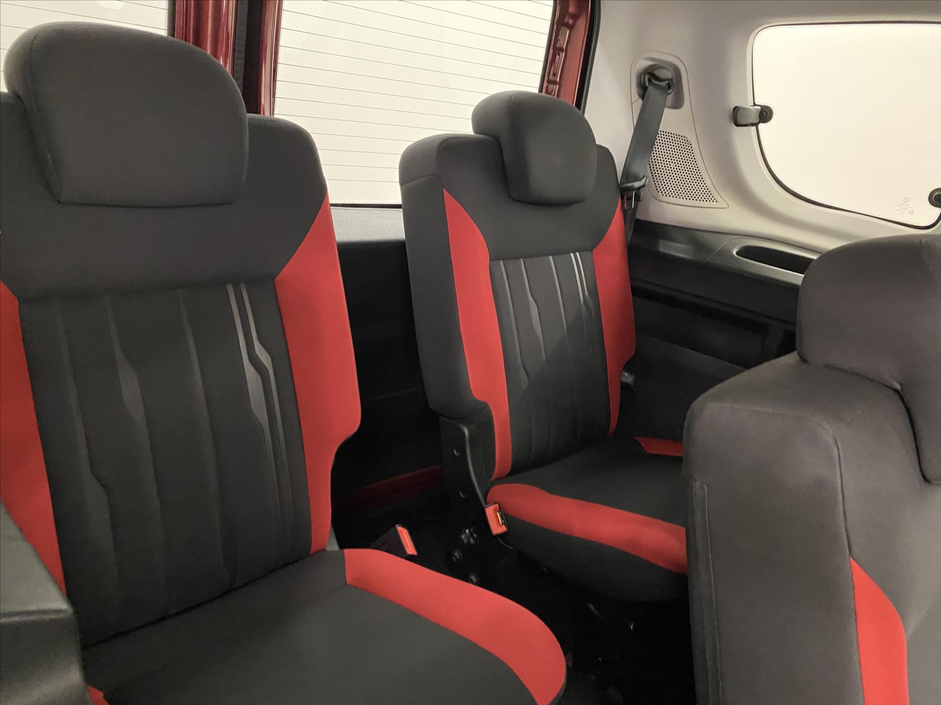 fiat-doblo-1-4-t-jet-lpg-88kw-7-mist - 7