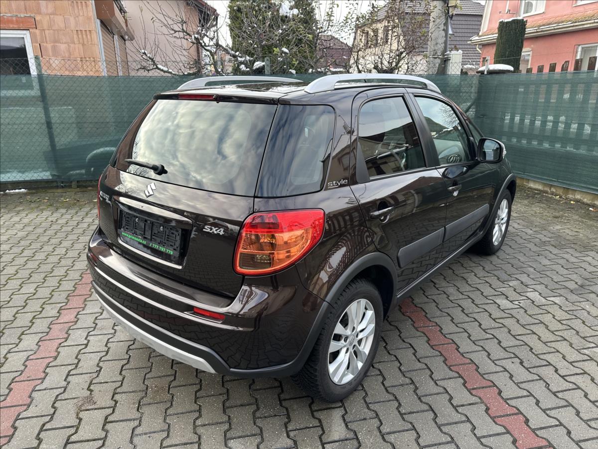 suzuki-sx4-1-6-1-majitel - 2