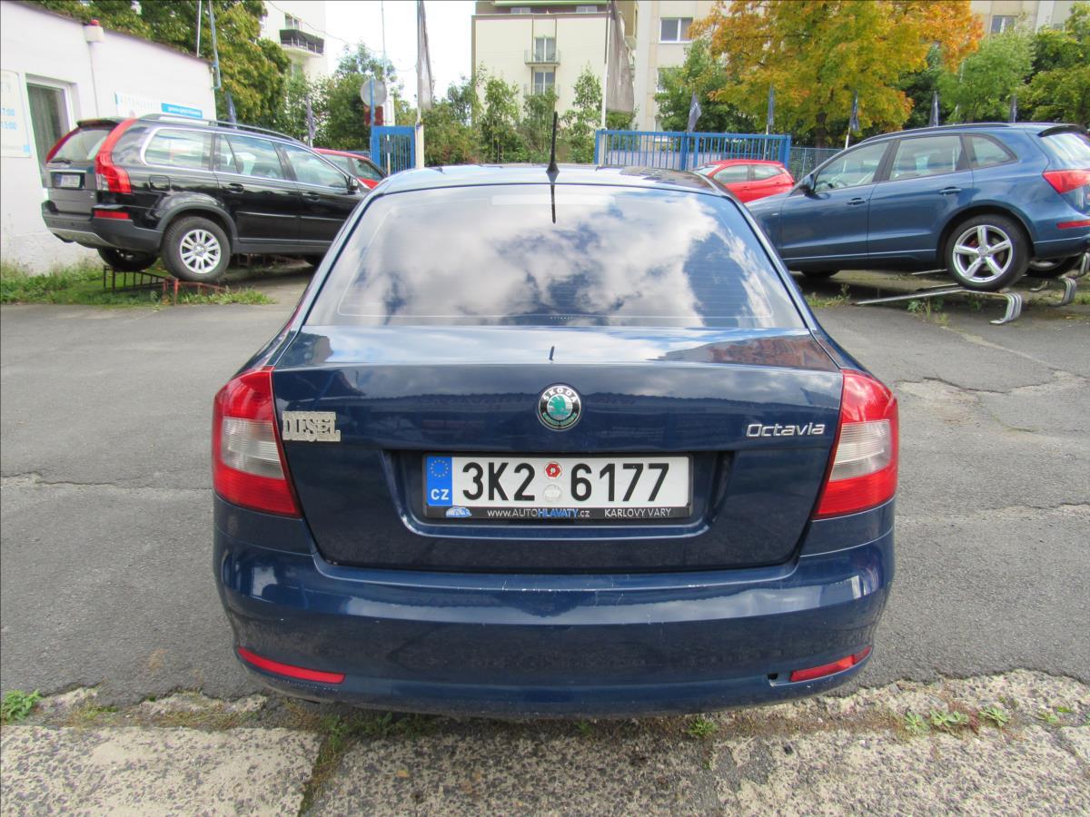 skoda-octavia-1-6-tdi-77kw-sedan - 5