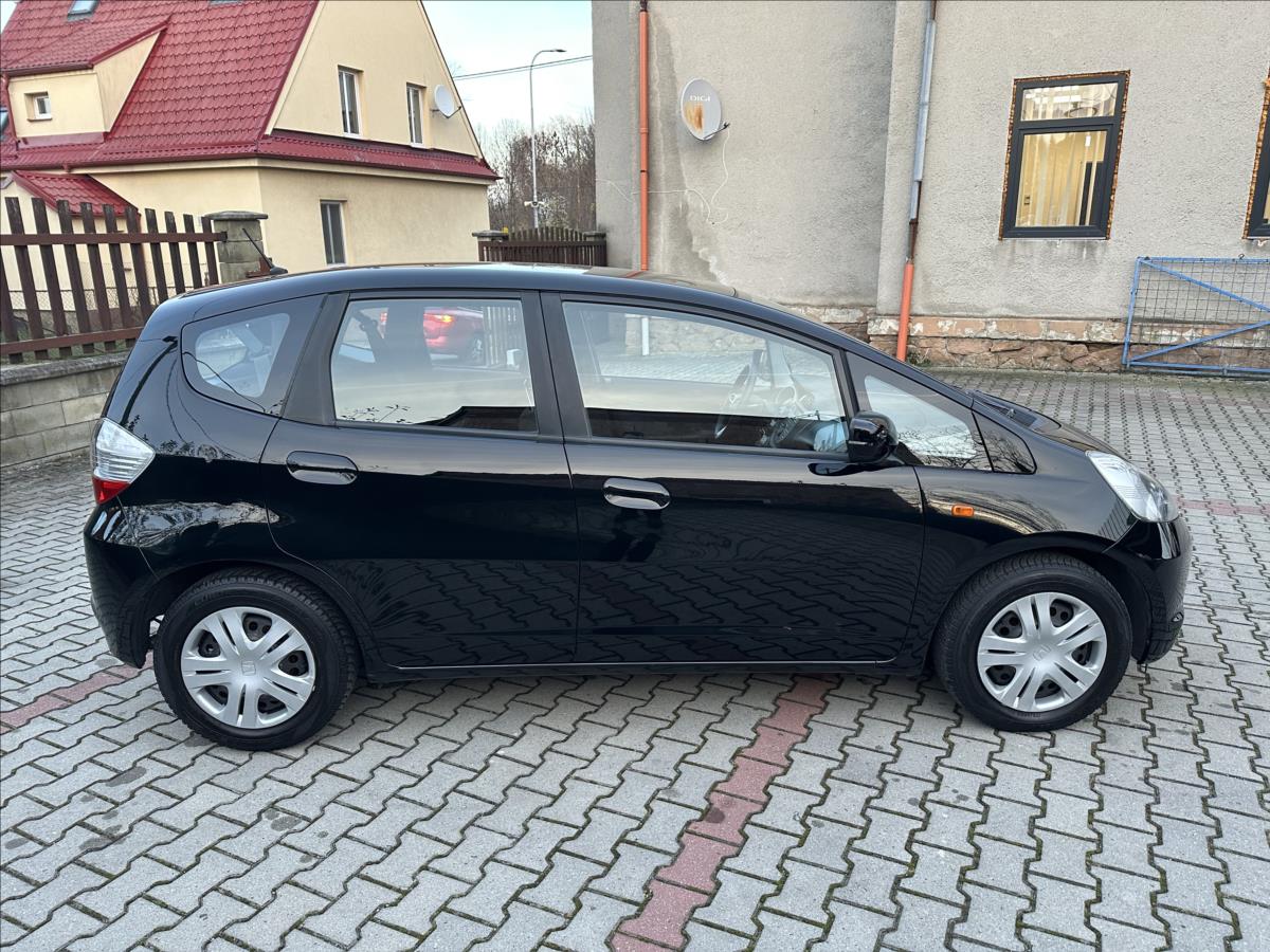 honda-jazz-1-2 - 1