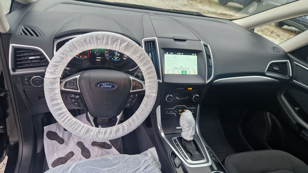 ford-galaxy-2-0-tdci - 8