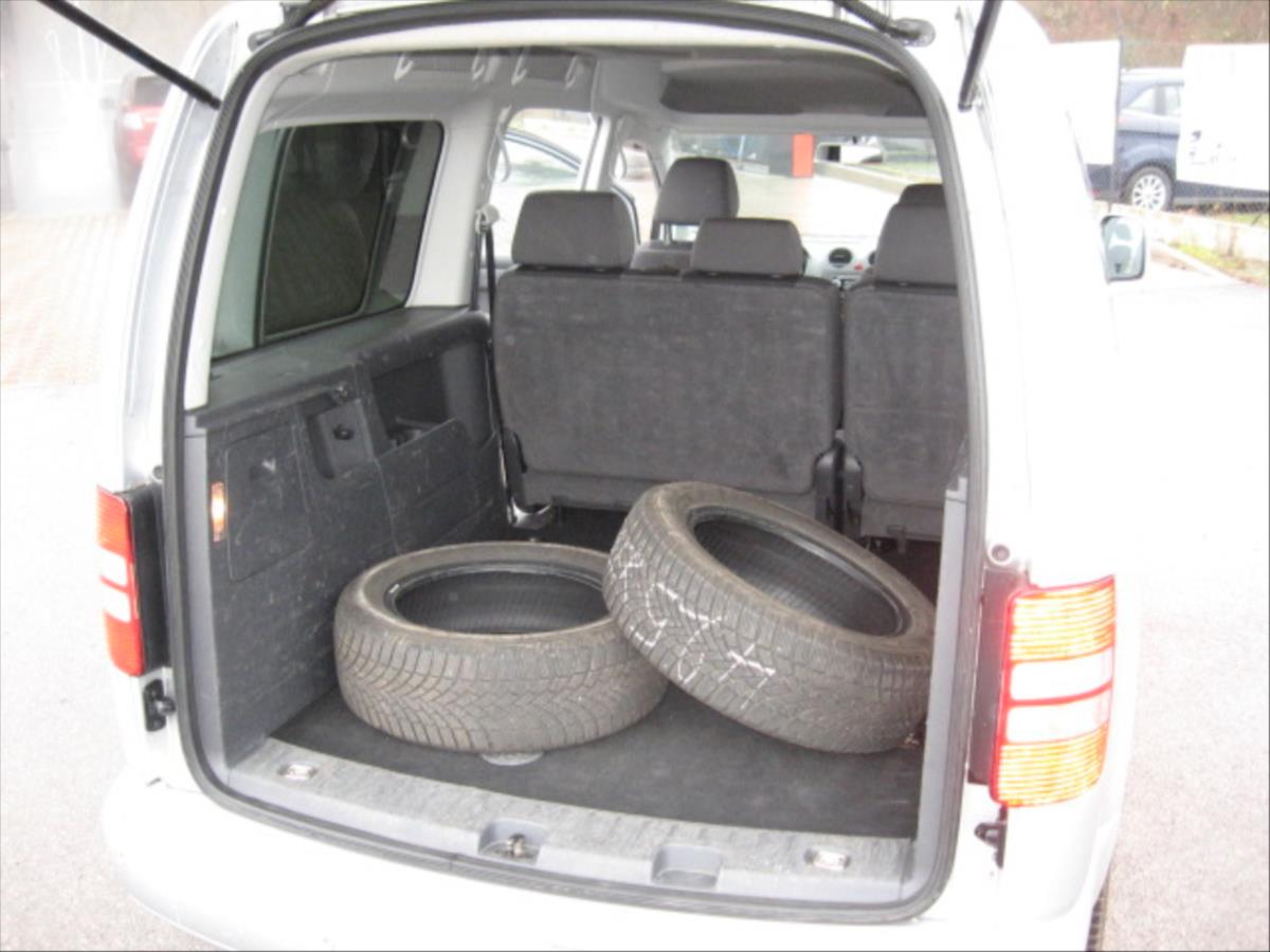 volkswagen-caddy-2-0-maxi - 8