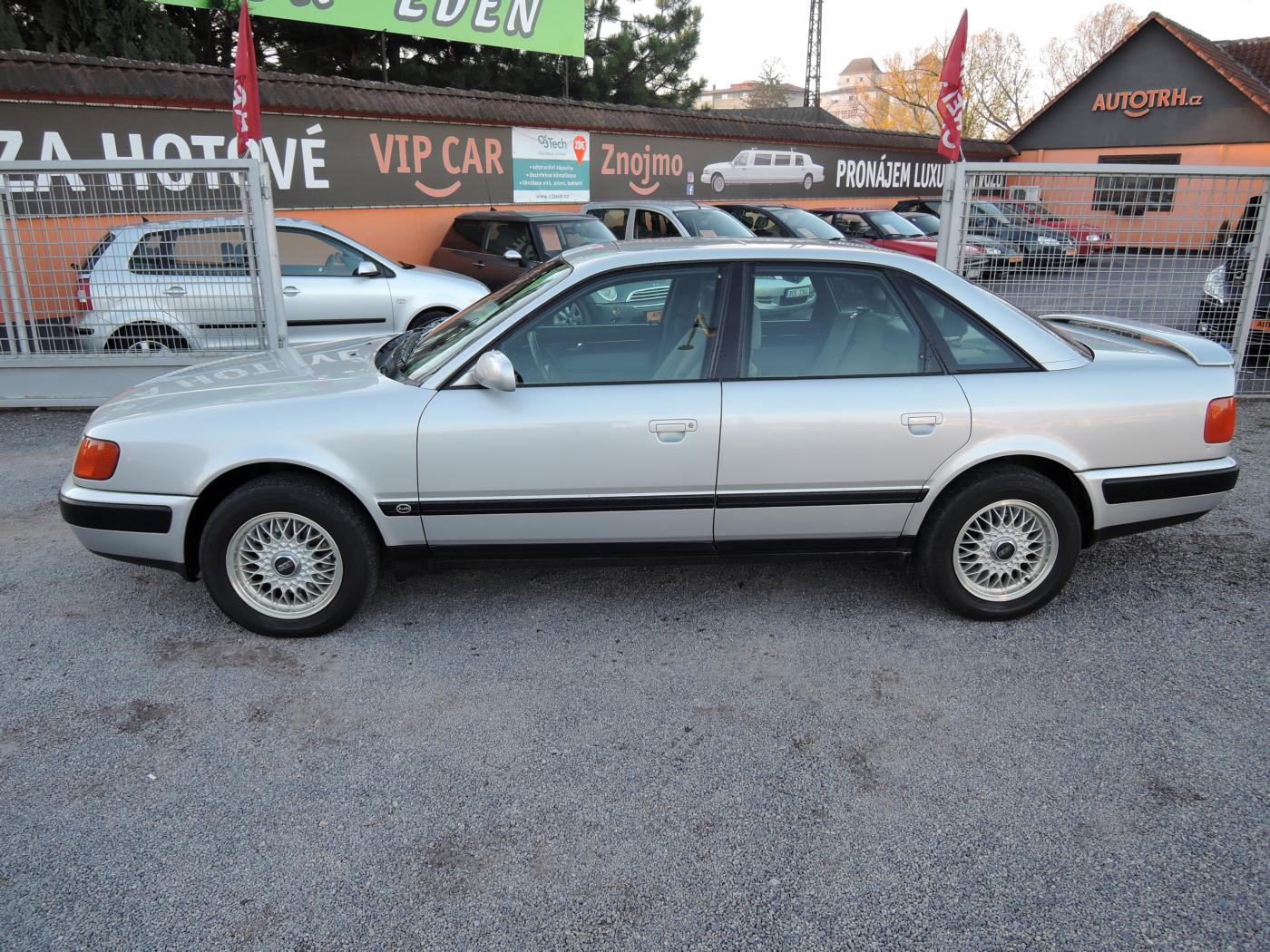 audi-100-2-6-v6-1-majitel-146-000-km - 3
