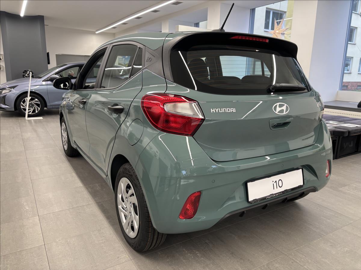 hyundai-i10-1-0-i-go-navi-kamera-zaruka - 4