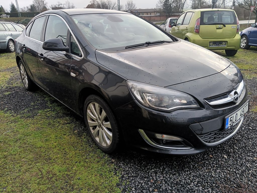 opel-astra-1-4i-turbo-cosmo-lpg - 6